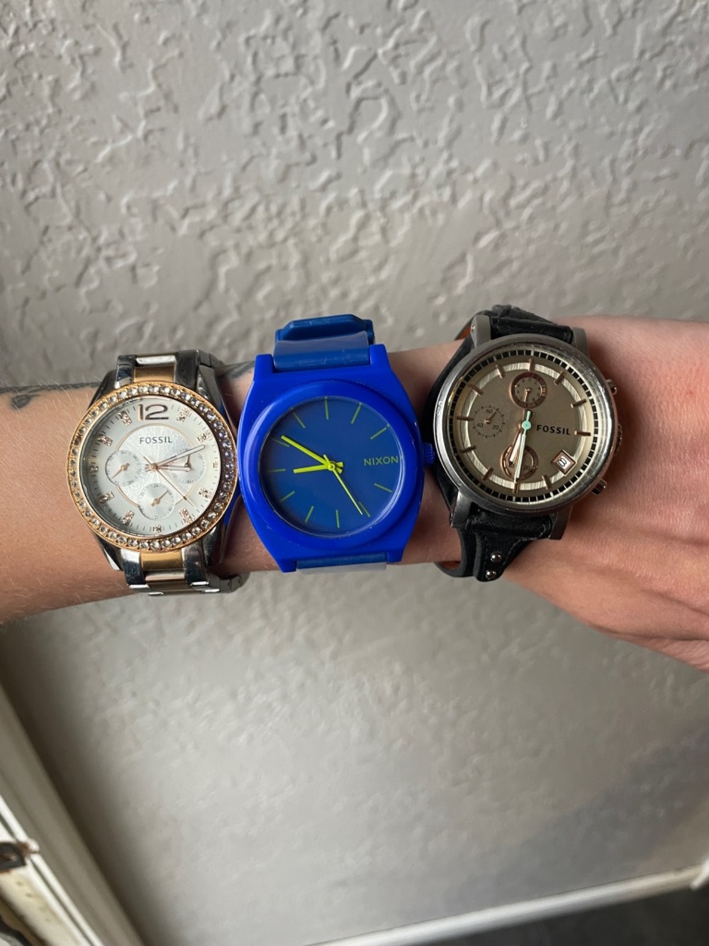 Monochromatic Nixon Bright Blue TimeTeller P Silicone Watch with Lime Accent